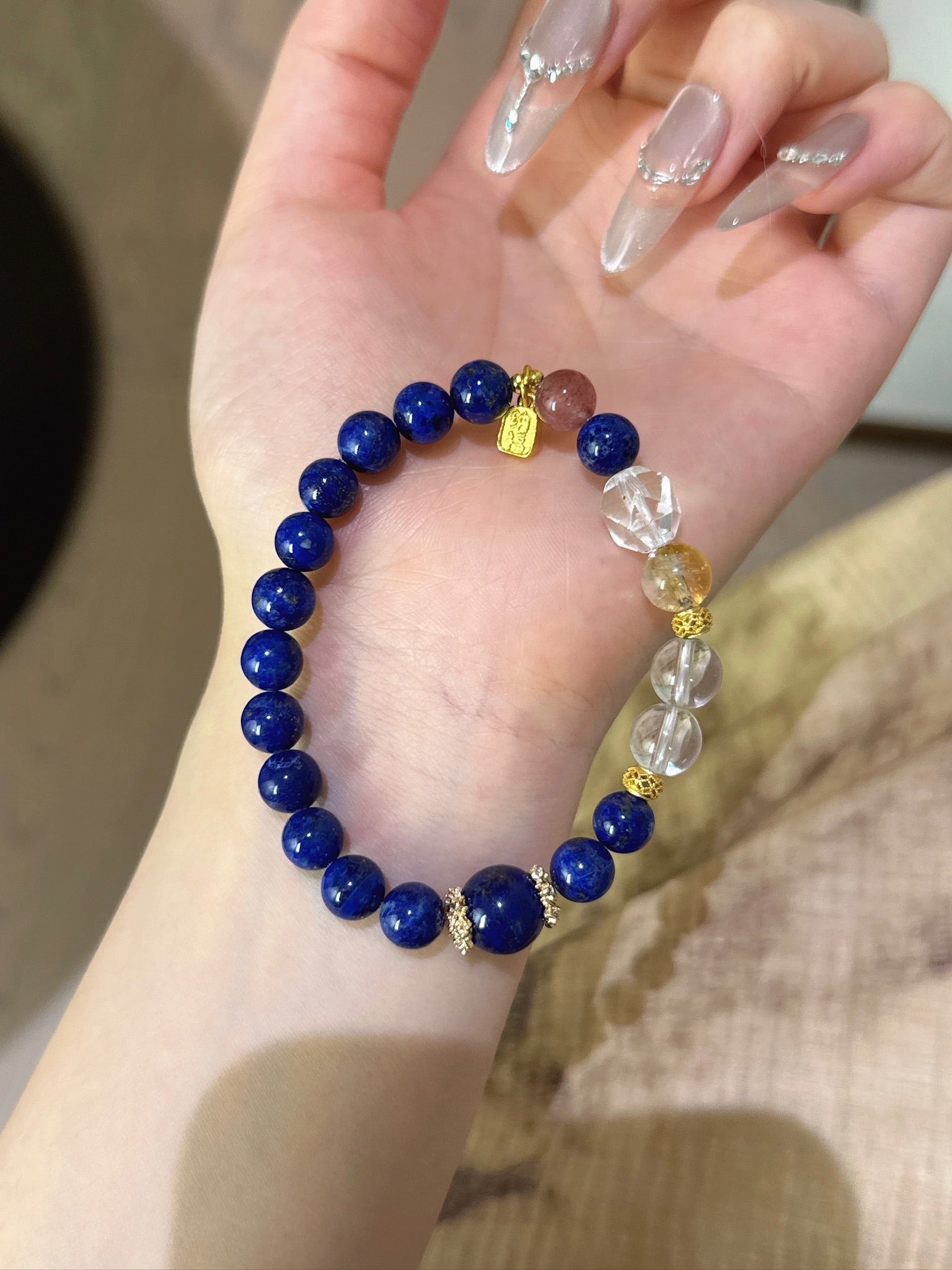 ▫️▪️ Lapis lazuli white crystal strawberry crystal bracelet